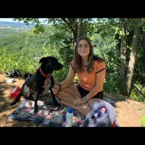 Meet your Posher, Meagan